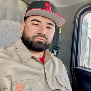 Meet your Posher, Andres